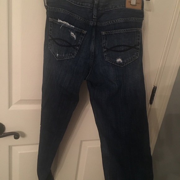 dark wash high waisted jeans - Picture 4 of 4